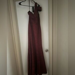 Betsy and Adam NWT glittery maroon evening dress. Very pretty and unique!